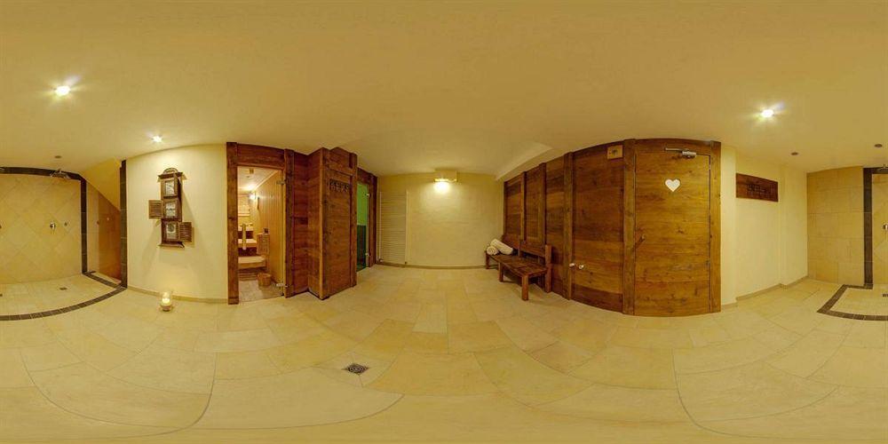 Hotel Nesselwanger Hof Bagian luar foto