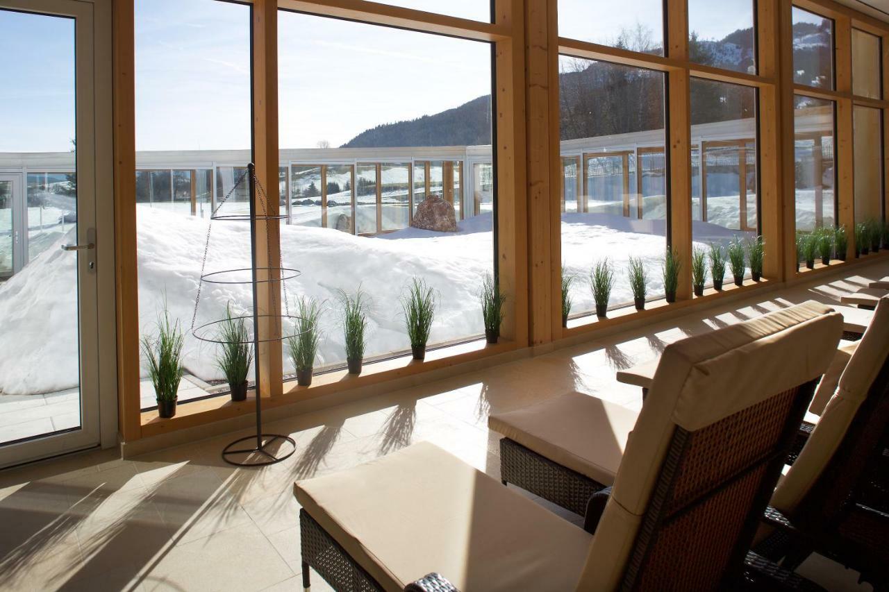 Hotel Nesselwanger Hof Bagian luar foto