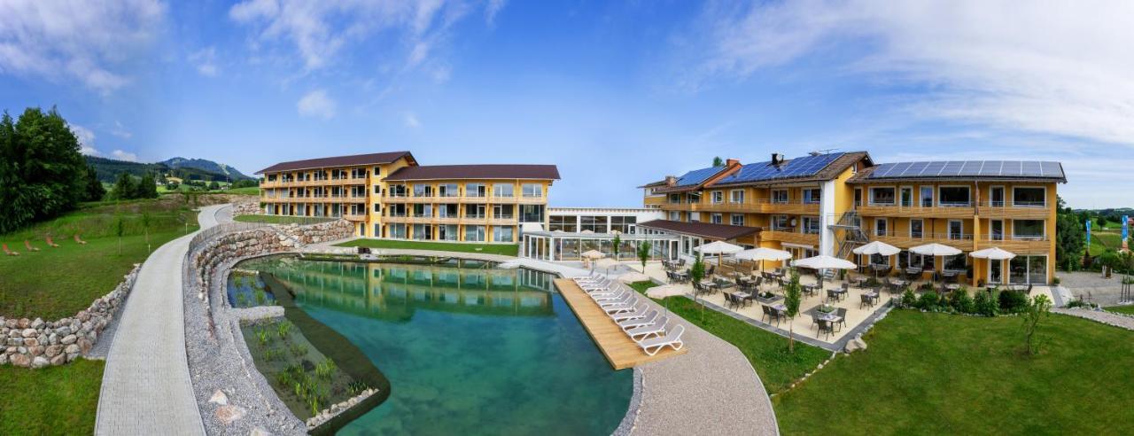 Hotel Nesselwanger Hof Bagian luar foto