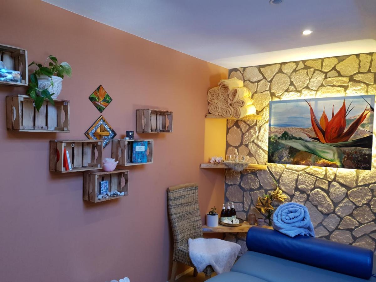 Hotel Nesselwanger Hof Bagian luar foto